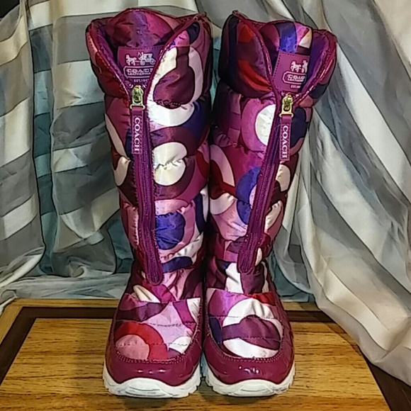 Coach winter boots.    Hostess Pick!!! - Picture 2 of 4